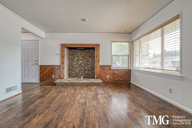 Photo - Single-Level 2 Bedroom Home with A/C & Large Backyard