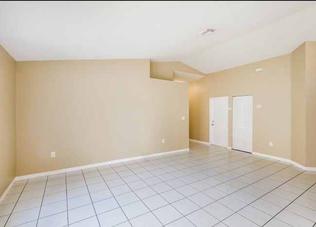 Photo - 14233 SW 177th Terrace