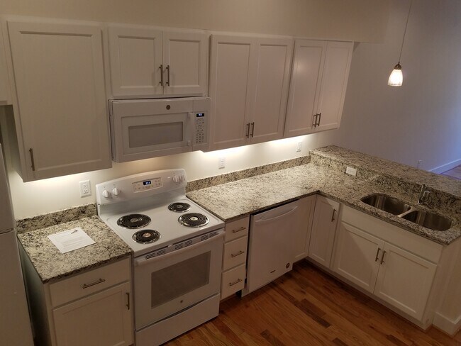 planta abierta 2 - 2908 E Leigh St Unidad 2908