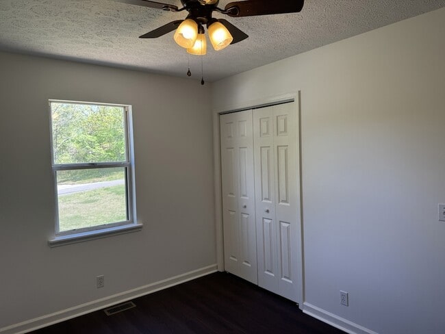 Photo - 10125 N Twin Springs Rd