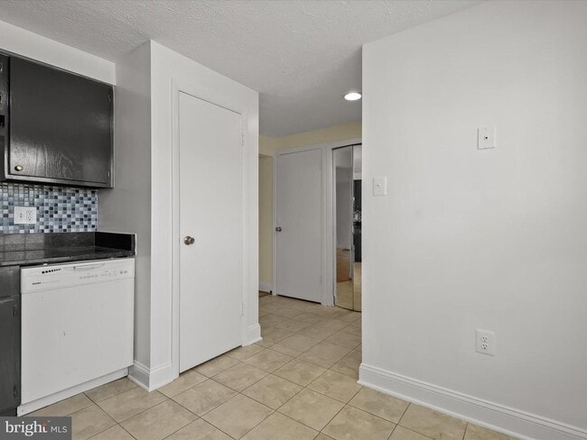 Photo - 23 Ivy Oak Ct