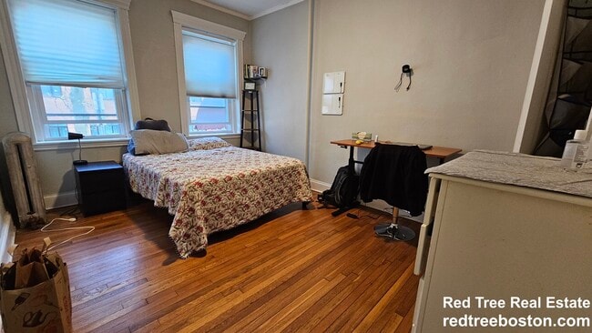 Photo - 72 Strathmore Rd Unit 2B