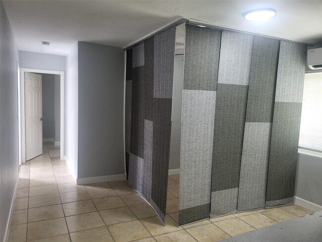 Photo - 6226 Miramar Pkwy Unit 7