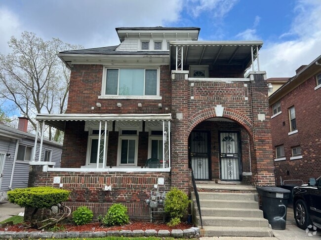 Building Photo - 1441 Lawrence St Rental