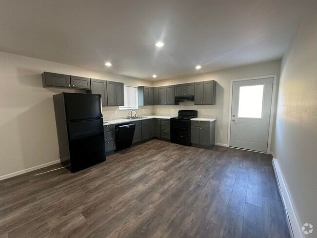 Building Photo - 3 Bedroom Duplex Rental