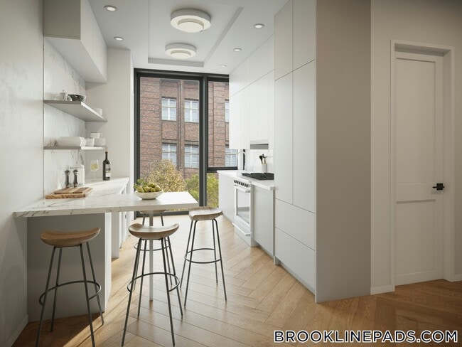 Photo - 1578 Beacon St Unidad 102