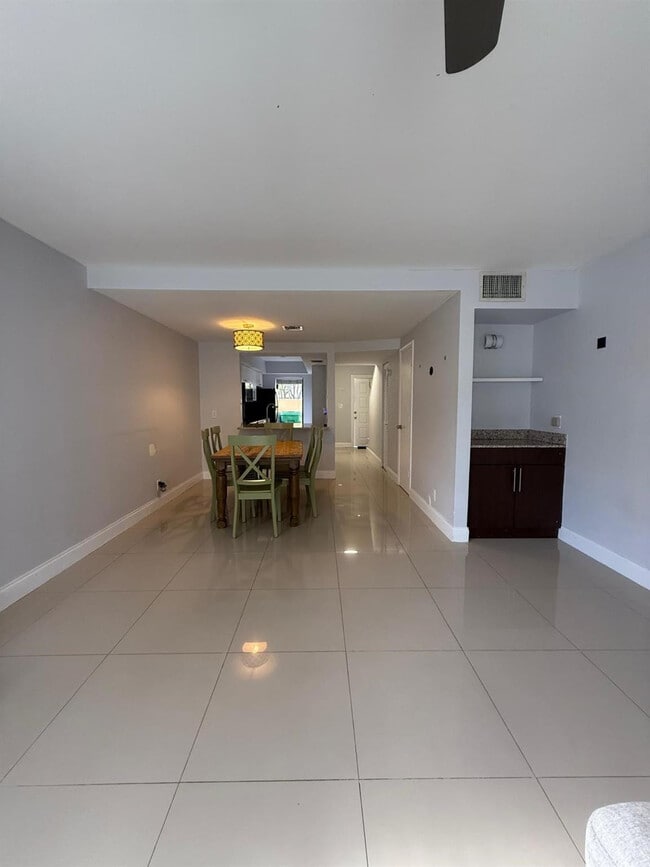 Photo - 11596 NW 45th St