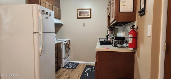 Photo - 1034B Aberdeen Dr