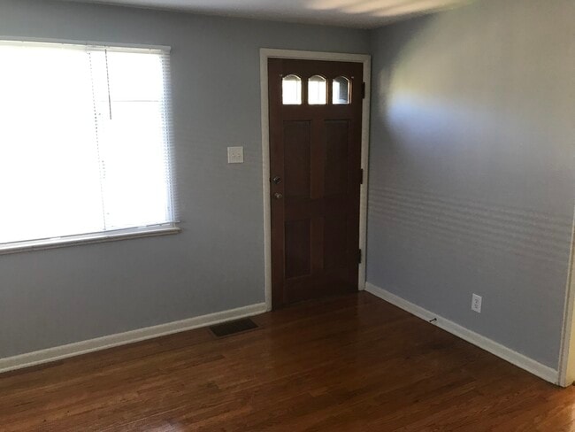 Photo - 1832 Fremont Ave