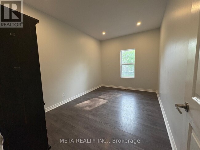 Photo - 35 Duncombe Blvd Unité 2B