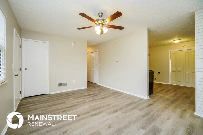 Photo - 2920 Gentry Ln