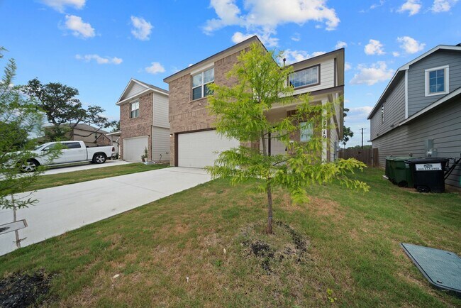 Photo - 4 Bedroom/2.5 Bath Abbott Place Subdivision