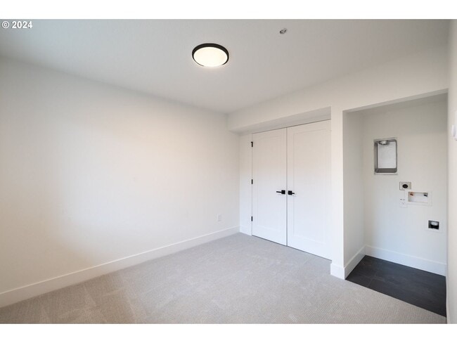 Photo - 623 SW Lobelia St Unidad B