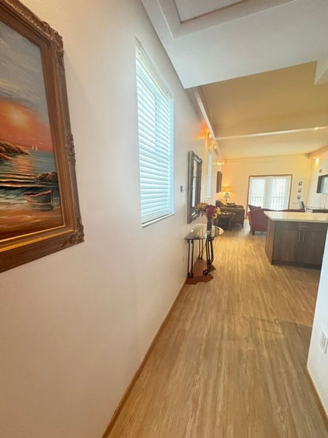 101 Palm Harbor Pkwy