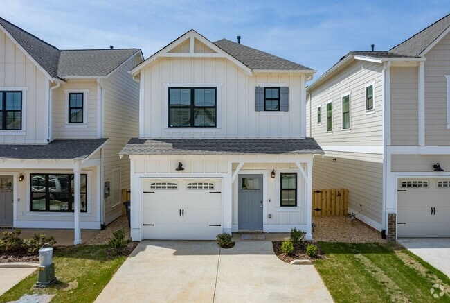 Building Photo - New construction home with garage!