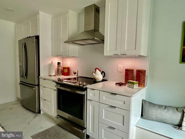 Photo - 1334 Montgomery Ave Unit B1