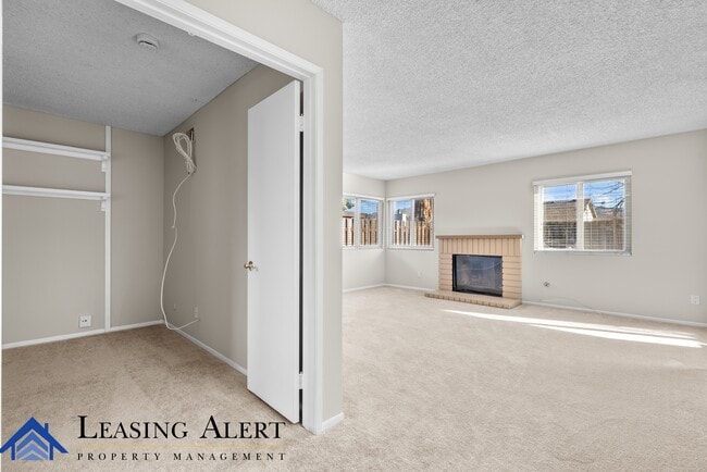 Photo - 16956 Minter Ct