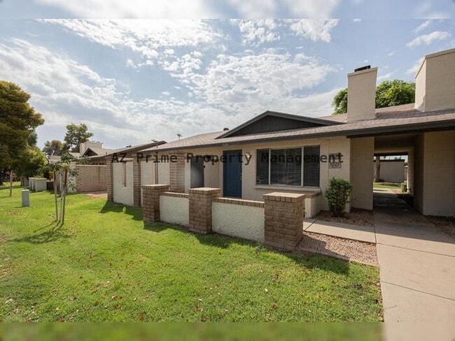 Building Photo - 1025 W Laguna Dr Rental