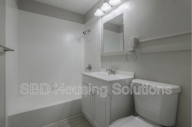 Photo - 2604 Waples St