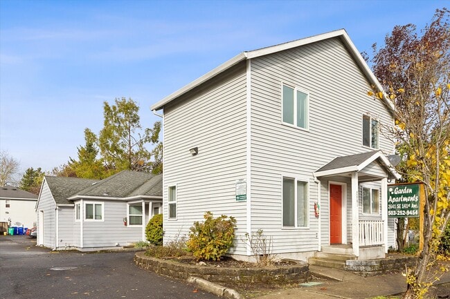 Building Photo - Garden Apartments