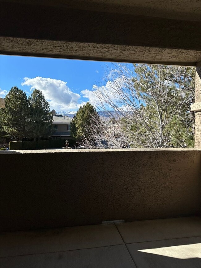 Building Photo - $2,000 PER MONTH FOR THIS GORGEOUS CONDO - AVAILABLE IMMEDIATELY- 2 BEDROOM, 2 BATH UPSTAIRS Unit 1624