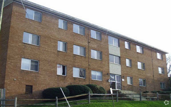 Photo - Foxcroft Terrace Apartments