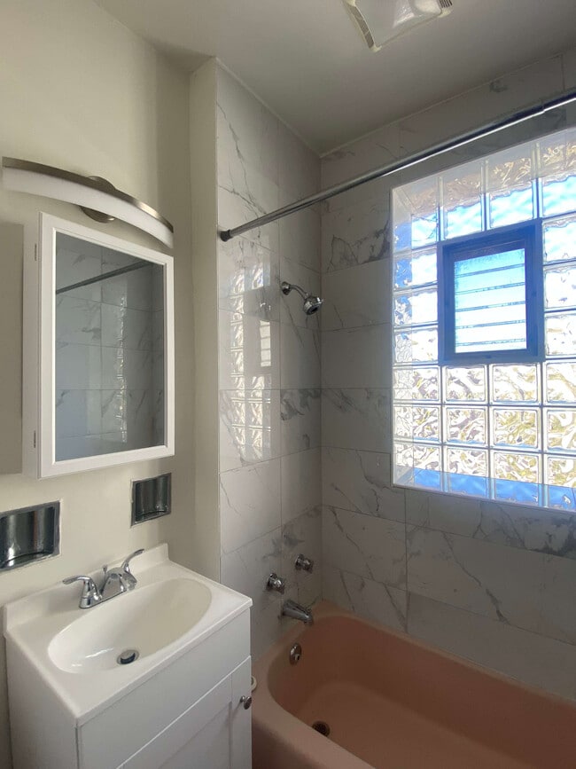 Photo - 6332 N Magnolia Ave Unit 3W