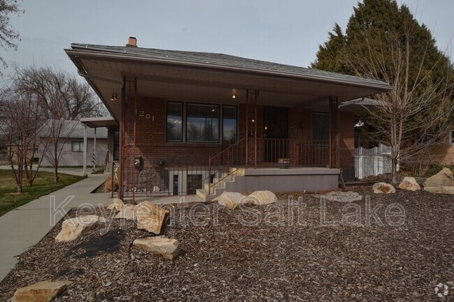 Building Photo - 1201 E Emerson Ave Rental