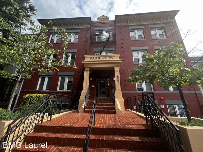 Photo - 2 br, 1 bath House - 610 Irving St NW [PM ...