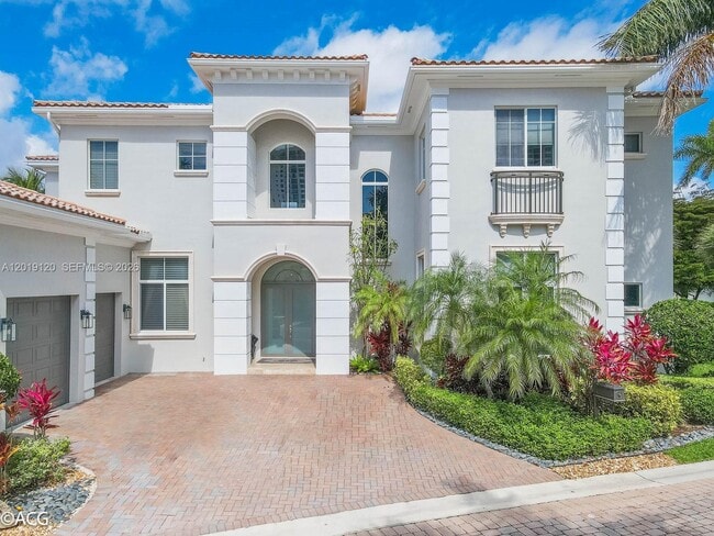 1480 Windjammer Way