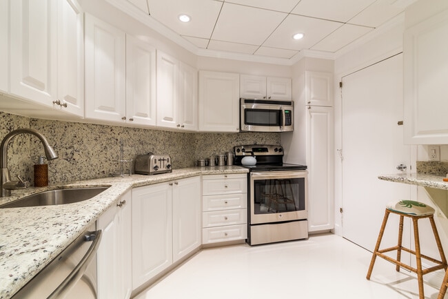 Photo - 333 Sunset Ave