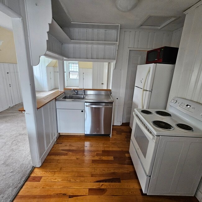 Photo - 37 Stratford St Unit 2