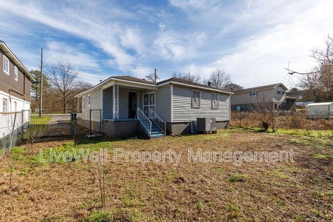 Photo - 408 Miles Ave