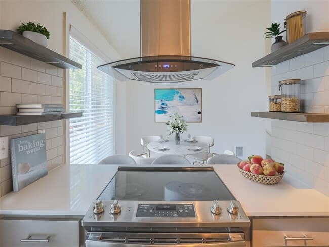 Photo - Larkspur West Linn