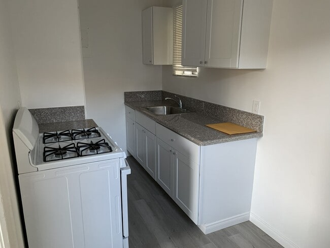 1026 Elm Ave Unit #A