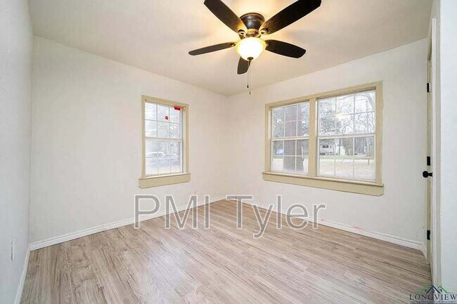 Photo - 514 N Pearl St