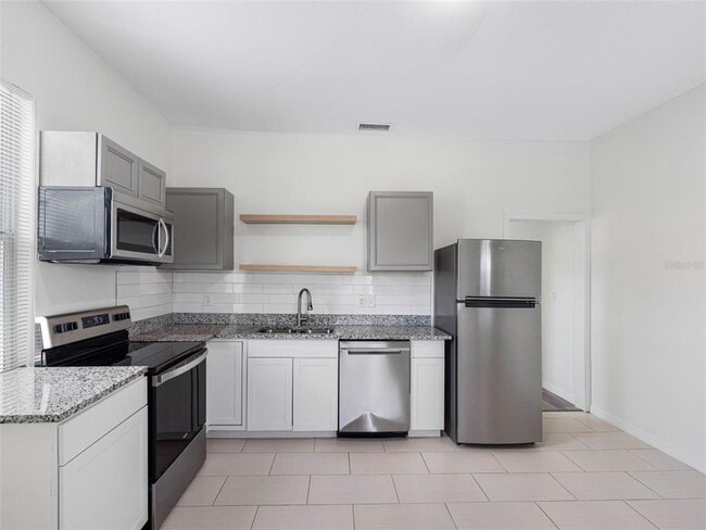 Photo - 2524 W Cherry St