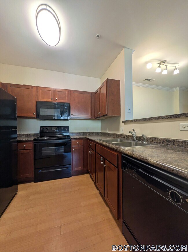 Photo - 311 Lowell St Unit 2207