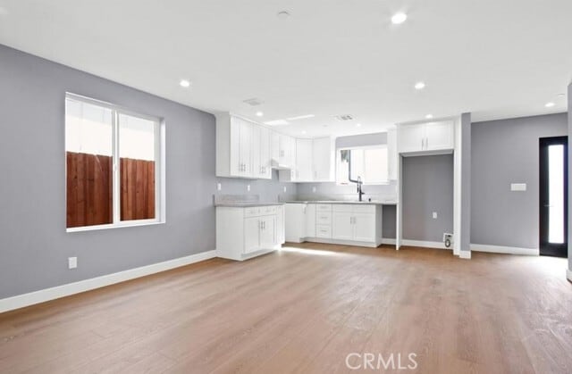 Photo - 313 W 56th St