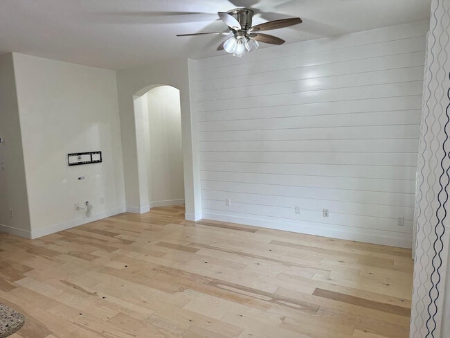 Photo - 3357 E Cheyenne St