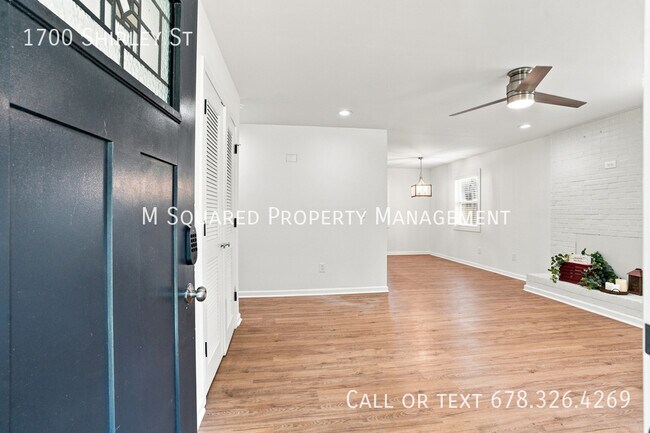 Photo - 1700 Shirley St SW