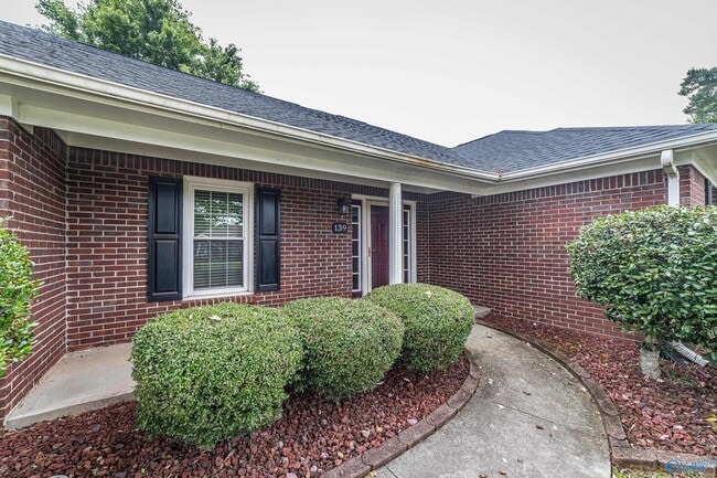 Photo - 139 Clubhouse Ln