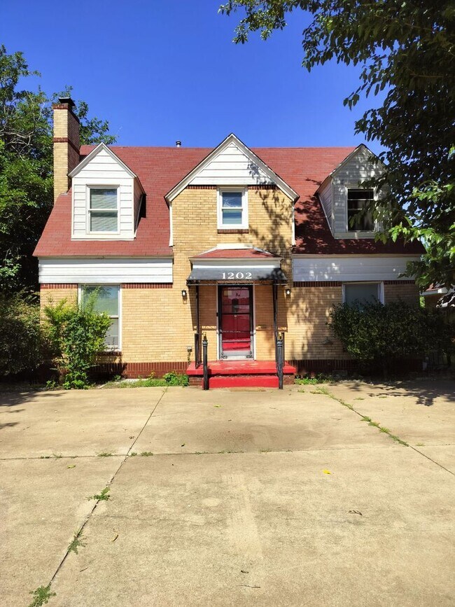 1202 NW Fort Sill Blvd - 1202 NW Fort Sill Blvd House