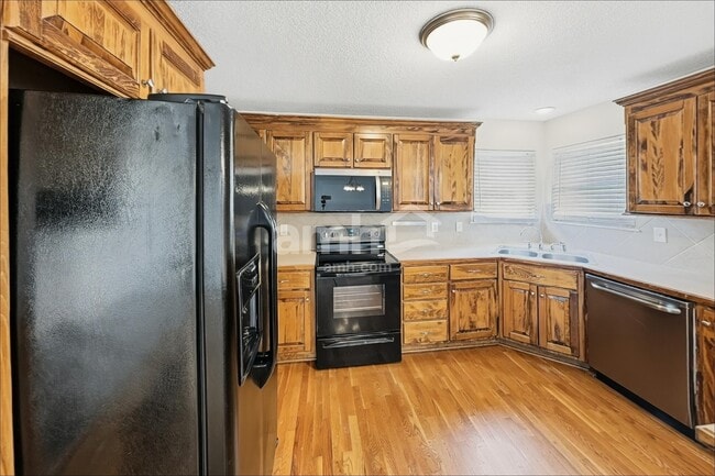 Photo - 2188 Sierra Dr