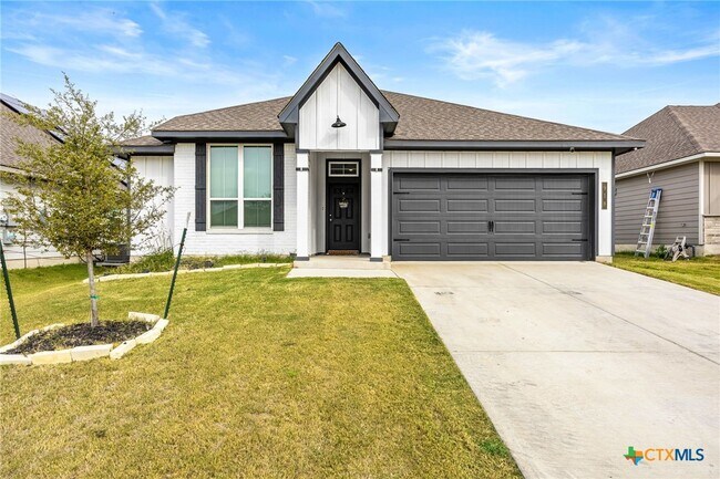 Building Photo - 918 James Parker Cir