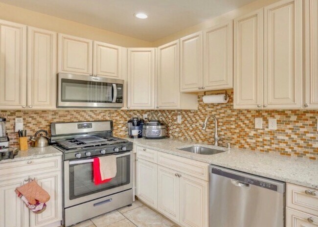 Photo - 4302 Woodlea Ave