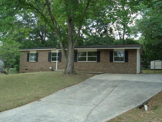 Building Photo - Move in Ready 4 bedroom/2 bathroom Rental