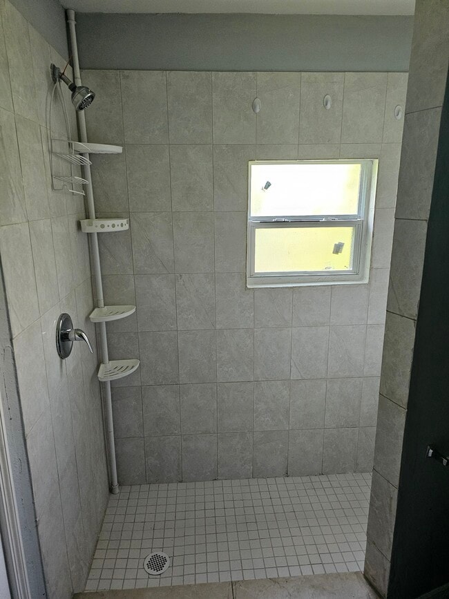 Photo - 603 Doby Ave