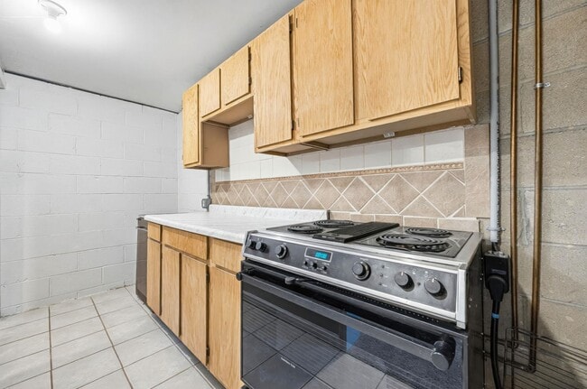 Photo - 3033 Jamestown Dr