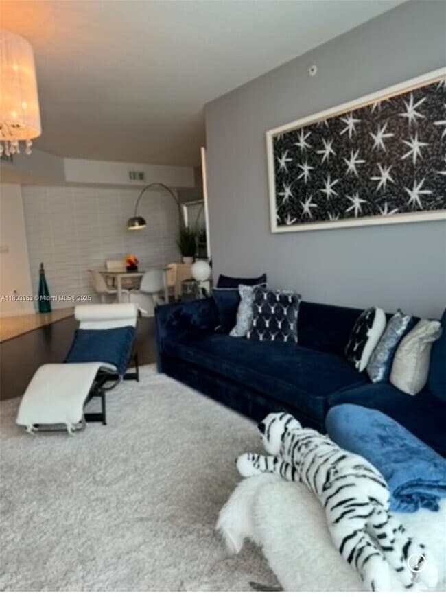 Building Photo - 7900 Harbor Island Dr Unit 1021 Rental